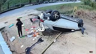 Nič mi neni, veď ani otras mozgu nemám!