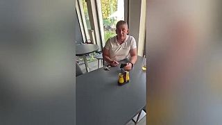 Roman Mikulec. Korupčne získaná super luxusná chata v chránenom území