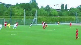 Futbalový debakel: Chlapci do 15 rokov vs ženský národný tím Švajčiarska