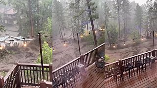 Blesková povodeň v Novom Mexiku vzala dom, rieka Ruidoso sa vyliala z koryta