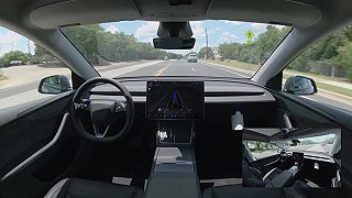 Prvé autonómne doručenie auta na svete! Priamo z fabriky ku novému majitelovi