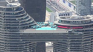 Jedinečný výhľad z bazéna na 54. poschodí na budove The Address Sky View Dubaj