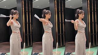 video Ty daj radšej tým nunčakom pokoj!