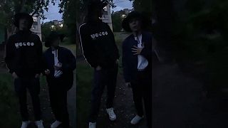 Ruskí náckovia si zablbli s nožom