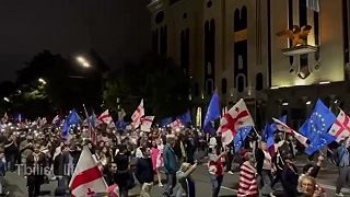 Protesty v Gruzínsku pokračujú na rozdiel o Slovenska chcú isť do EÚ a NATO