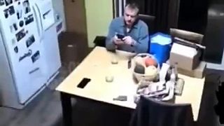 video Moja žena býva občas na kašu, ale ja už som si zvykol