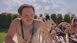 Děvky musej škemrat (Necenzurovaná verze)