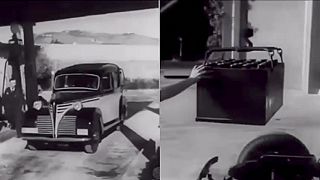 Výměna baterie v elektromobilu r. 1943