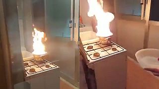 video Ďalší mozgoví atléti, ktorí chceli hasiť horiaci olej vodou