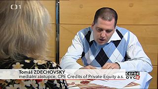 Tomáš Zdechovský sa v minulosti živil ako podvodník s pôžičkami. Časť 2