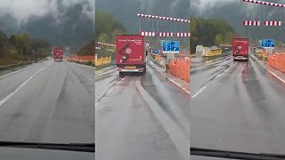 Vidíš niekde policajtov? Nie. Tak ideme...