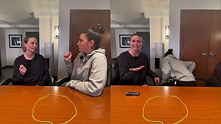 video Zahrajme si kameň, papier, nožnice!