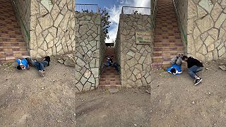 video Blbý a blbší chceli natočiť na schodoch riskantný kúsok