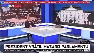 Minister cestovného ruchu a športu Rudolf Huliak si grgol
