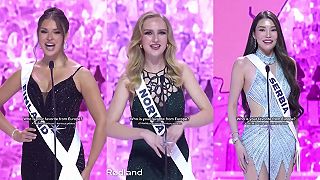 video Pri prezentácii súťažiacich na Miss Universe 2025 bolo treba niekedy stlmiť zvuk