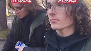 Poslankyňa PS Darina Luščíková asistovala študentovi v písaní s kriedou