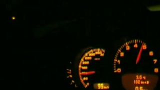 Porsche vs. diaľnica