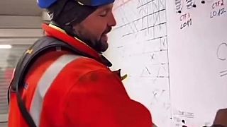 video Slovák učí poľského kolegu rozdiel medzi H a CH (klasiky slovenského internetu)