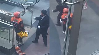 video Konflikty sa vždy dajú vyriešiť aj ústami, nie bitkou!