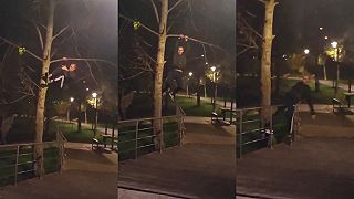 video Voloďa sa po vodke premenil na ľudoopa