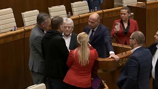 Matovičov cirkus v NR SR pokračuje: Narušil vystúpenie premiéra počas hodiny otá