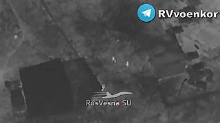 Zábery z ničenia ukrajinskej pechoty ruskými dronmi v meste Kupjansk