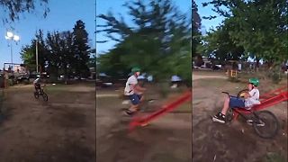 video Nevieš, čo stoja nové predné zuby?