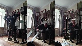 video Keď Voloďa doma drepuje, susedom padá zo stropu omietka