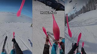 video On sa počas lyžovania nudí, preto ešte aj žongluje!