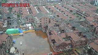 video Roboty premiestnili historické budovy v Šanghaji o desiatky metrov