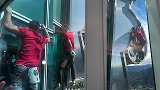 video Lezec Alex Honnold zdolal 508-metrový mrakodrap Taipei 101