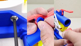 video Pomocou 3D tlačiarne si doma postavil NERF delo na izopropylalkohol