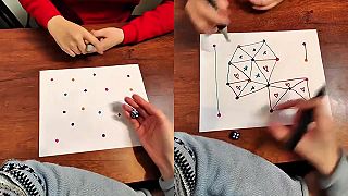 video Zábavná a rýchla s kockou a fixkami pre dve osoby