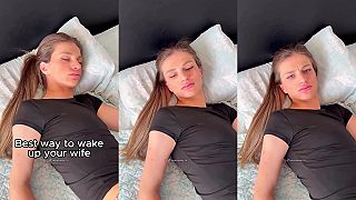 video Najlepší spôsob ako zobudiť priateľku / ženu