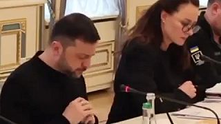 video Zelenskyj sa verejne vyhráža Orbánovi, chce dať jeho adresu „svojim chlapcom“