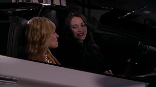 2 baby na mizine auto