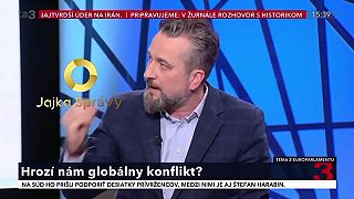 Blaha vyštval z diskusie vojnového štváča :D