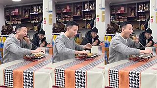 video Ti ukážem, ako sa jedia špízy!