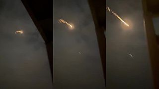 video Moment, keď americkú základňu v Saudskej Arábii zasiahla iránska raketa