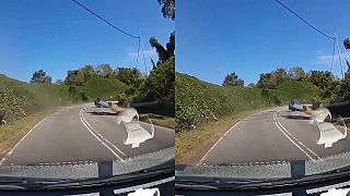 PreteKÁR obiehal do zákruty, dostal presne to, čo si zaslúžil