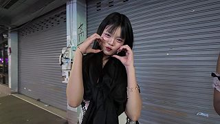 video Nočný život na ulici SOI 6 v thajskom meste Phatthajá 4K