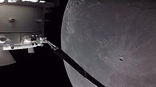 video Unikátne zábery z preletu kapsuly Orion okolo Mesiaca, zhruba 406 771 km od Zeme