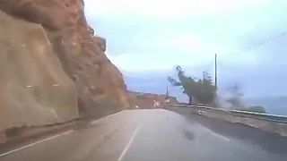 video Zosuv pôdy by ste zažiť nechceli