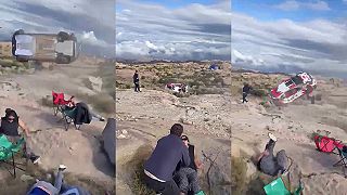 video Preteky v Argentíne sa zmenili na tragédiu, 25-ročný muž zrážku s autom neprežil