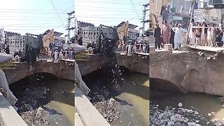 video Upratovanie na pakistanský spôsob