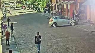 video Hrozivý útok autom v talianskej Modene: muž marockého pôvodu zrazil sedem ľudí
