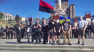 video Ukrajinci oslavovali 23. mája Deň hrdinov, priamo na Majdane sa hajlovalo