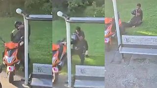 16-ročný chlapec obvinený z pokusu o lúpež motorky a napadnutia v parku