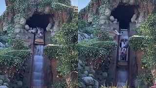 13-ročný chlapec spadol z výšky 15 metrov na atrakcii v Disneylande