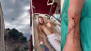 video Skočil z vysokého mosta do vody, skončil v nemocnici a môže byť rád, že to preži